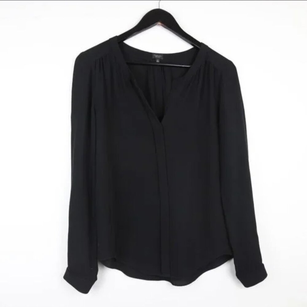 Aritzia T.Babaton 100% Silk Bergen Button Down Long Sleeve Black Blouse